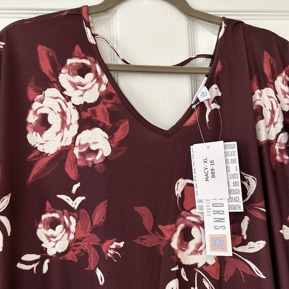 LuLaRoe Macy dresses, NWT, XL, Burgundy floral and Black/white marble - Picture 15 of 16
